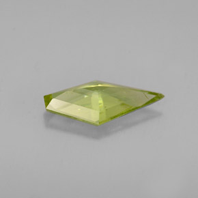 Esfena verde natural de 1,23 ct, forma elegante, VS-SI