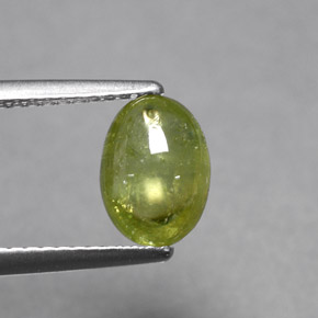 Esfena Verde amarillento natural de 1.66 ct, Transparente, Transparente / Translúcido