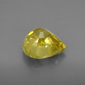 Esfena amarillo natural de 3,28 ct, en forma de pera, VS