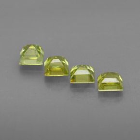 Gemas de esfena verde natural de  ct, cuadrado, VS