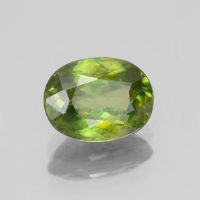Esfena Verde dorado natural de 1.52 ct, Corte Óvalo, VS-SI