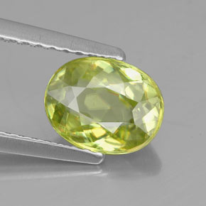 Esfena Verde dorado natural de 1.52 ct, Corte Óvalo, VS