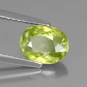 Esfena Verde dorado natural de 1.54 ct, Corte Óvalo, VS-SI
