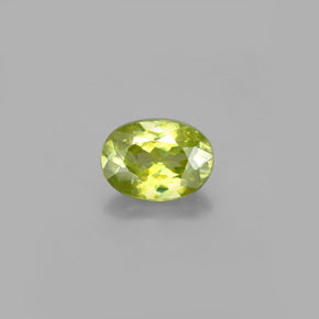 Esfena verde natural de 0,85 ct, corte óvalo, VS-SI