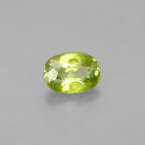 Esfena verde natural de 1,10 ct, corte óvalo, VS-SI