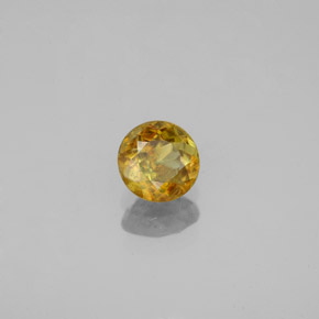 Esfena Verde dorado natural de 0.49 ct, Corte Redondo, SI
