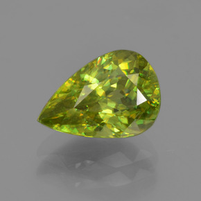 Esfena Verde dorado natural de 1.90 ct, En forma de pera, VS