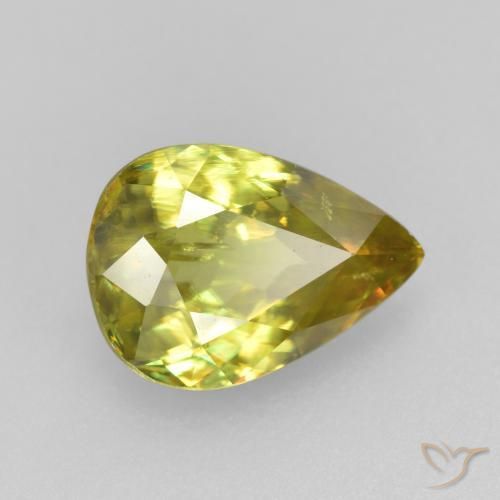 esfena Verde medio natural de 1.89 ct, En forma de pera, VS