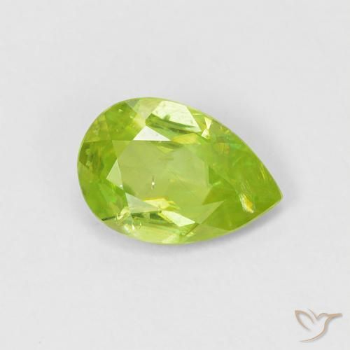 esfena Verde claro natural de 0.67 ct, En forma de pera, VS-SI