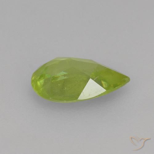 esfena Amarillo claro natural de 0.75 ct, En forma de pera, VS-SI