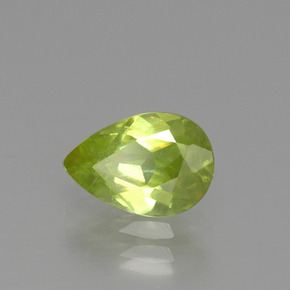 Esfena verde natural de 1,33 ct, en forma de pera, VS
