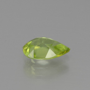 Esfena verde natural de 1,33 ct, en forma de pera, VS
