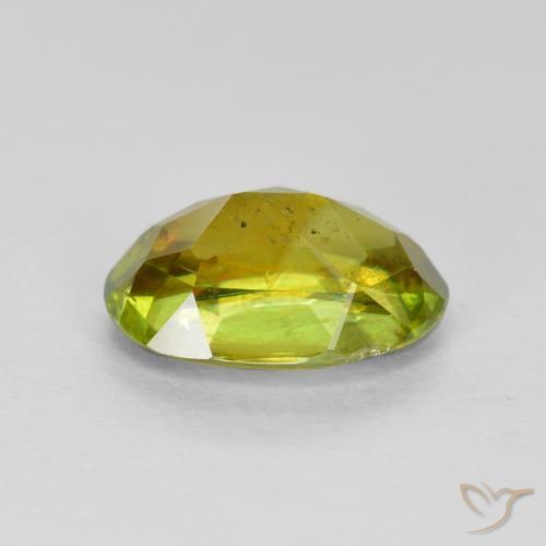 esfena Amarillo medio natural de 1.40 ct, Ovalada, SI