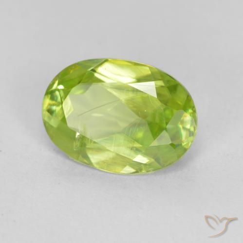 esfena Verde amarillento intenso natural de 0.98 ct, Ovalada, VS-SI