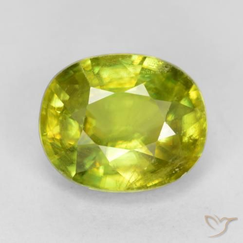 1.75ct Natural Verde medio esfena, Ovalada, VS-SI