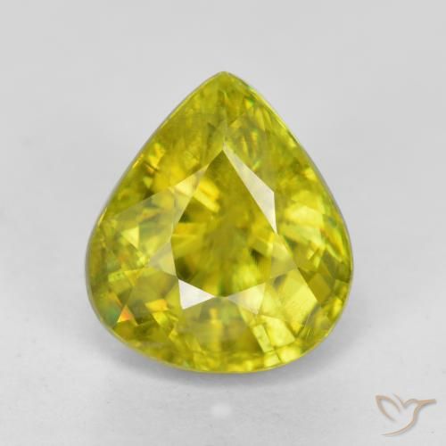 Esfena amarillo natural de 2,52 ct, en forma de pera, VS