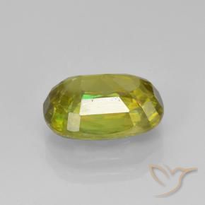 Esfena verde natural de 2,70 ct, corte óvalo, VS