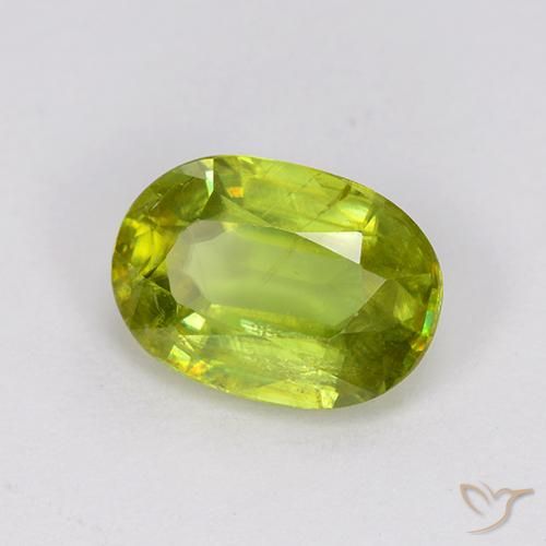 esfena Verde claro natural de 1.37 ct, Ovalada, VS-SI