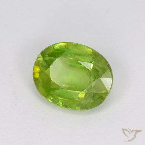 esfena Verde medio natural de 1.14 ct, Ovalada, VS
