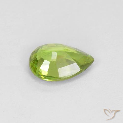 esfena Verde claro natural de 0.73 ct, En forma de pera, VS