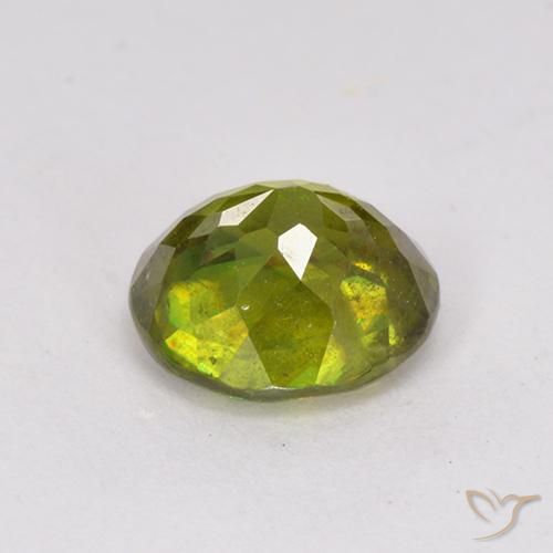 esfena Verde bosque cálido natural de 0.95 ct, Ovalada, VS-SI