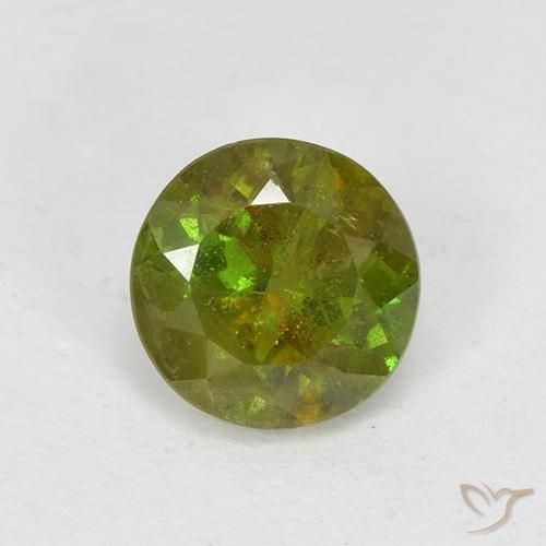 esfena Verde terroso natural de 0.70 ct, Redondo, VS-SI