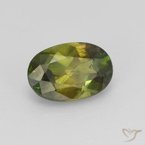 esfena Verde oscuro medio natural de 0.89 ct, Ovalada, VVS-VS