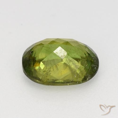 esfena Verde oscuro medio natural de 0.81 ct, Ovalada, VS-SI