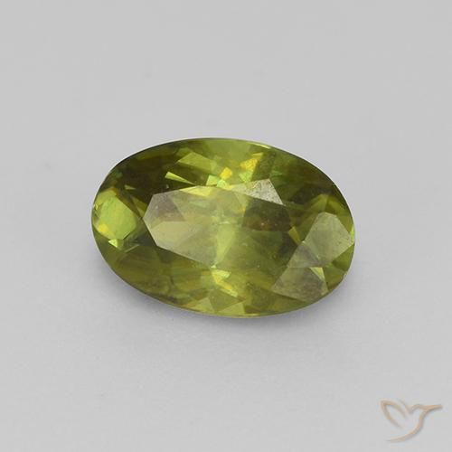esfena Verde terroso cálido natural de 0.57 ct, Ovalada, VS