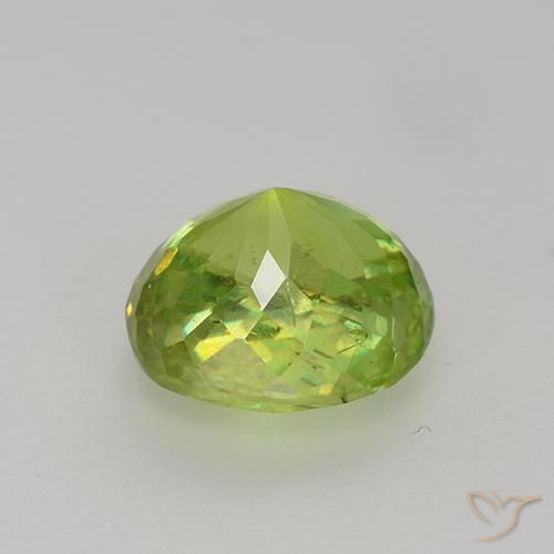 esfena Verde claro medio natural de 1.32 ct, Ovalada, VS-SI