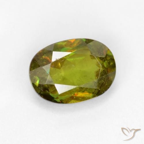esfena Verde terroso cálido natural de 0.70 ct, Ovalada, VS-SI