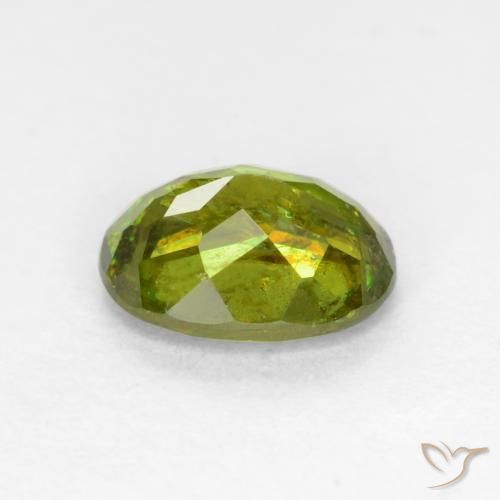 esfena Verde terroso cálido natural de 0.65 ct, Ovalada, SI