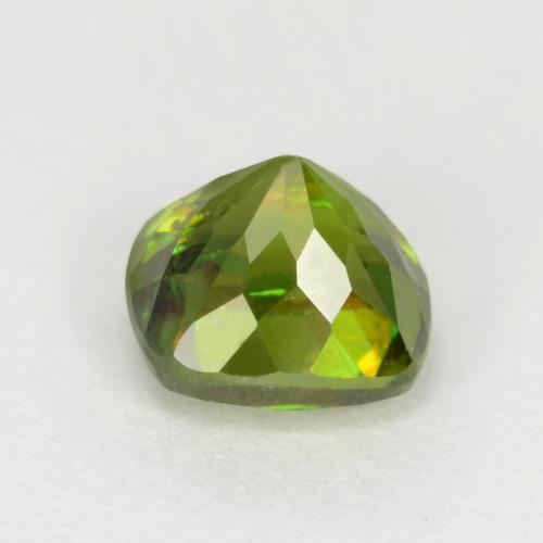 Esfena Verde bosque natural de 0.80 ct, Corte Cojín, SI