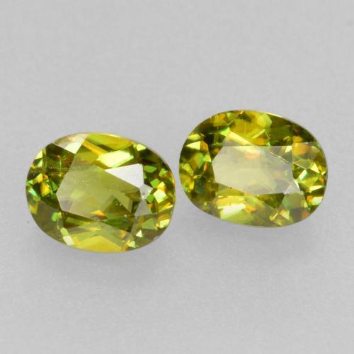 Gemas de Esfena Verde medio natural de 0.40 ct, Corte Óvalo, VS-SI