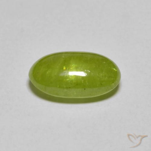 Esfena verde natural de 2,33 ct, corte óvalo, translúcido