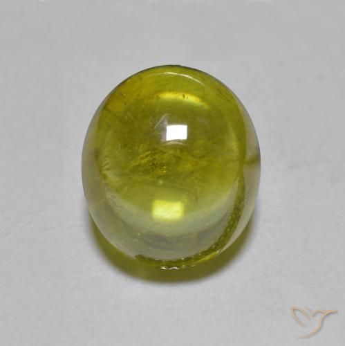 Esfena verde natural de 2,40 ct, corte óvalo, transparente
