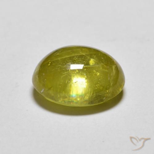esfena Verde terroso cálido natural de 2.49 ct, Ovalada, Transparente