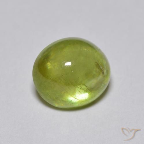 esfena Medium Light Green natural de 2.17 ct, Ovalada, Translúcido