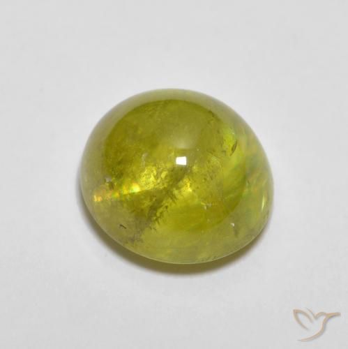 esfena Amarillo medio natural de 2.60 ct, Ovalada, Transparente