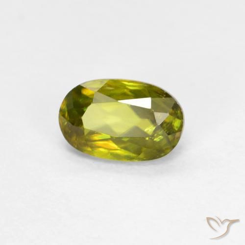 esfena Verde bosque cálido natural de 0.56 ct, Ovalada, VS