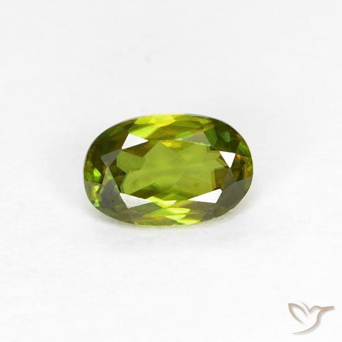 0.38ct Natural Medium Dark-Green esfena, Ovalada, VS