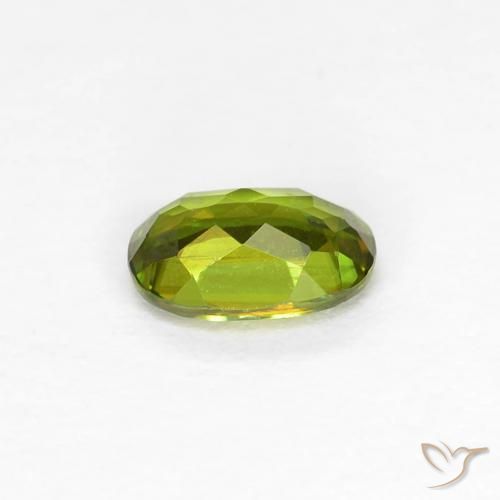 esfena Medium Dark-Green natural de 0.38 ct, Ovalada, VS