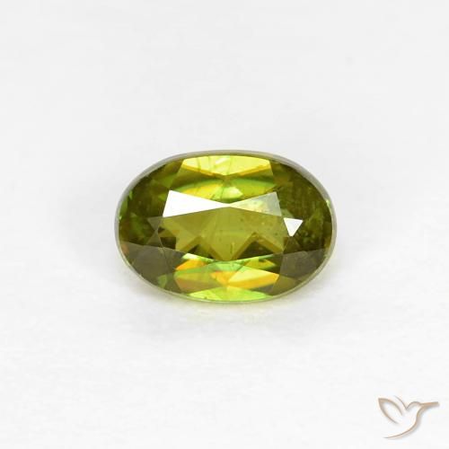 0.42ct Natural Medium Dark-Green esfena, Ovalada, VS