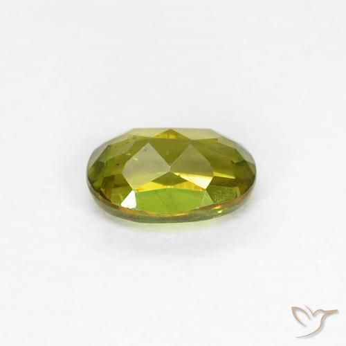 esfena Medium Dark-Green natural de 0.42 ct, Ovalada, VS