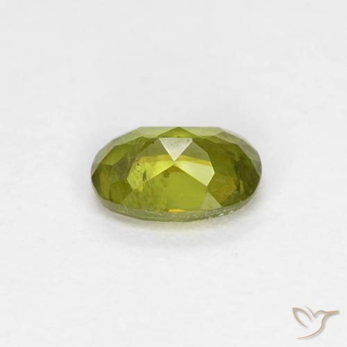 esfena Verde medio natural de 0.42 ct, Ovalada, VS