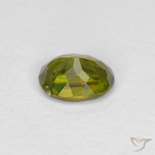 esfena Medium Dark-Green natural de 0.35 ct, Ovalada, VS