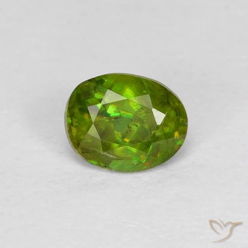 0.48ct Natural Verde vivo esfena, Ovalada, VS