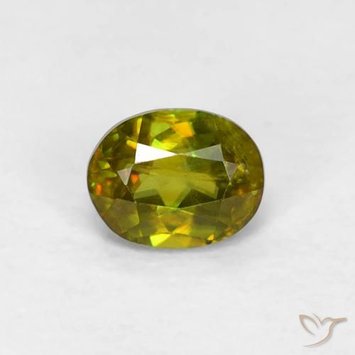 0.37ct Natural Verde medio esfena, Ovalada, VVS-VS