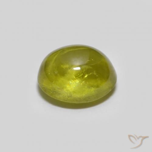 esfena Verde bosque cálido natural de 1.07 ct, Ovalada, Transparente