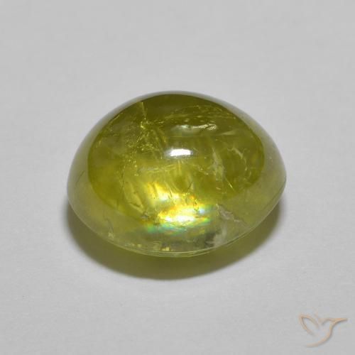 esfena Verde medio natural de 2.65 ct, Ovalada, Transparente